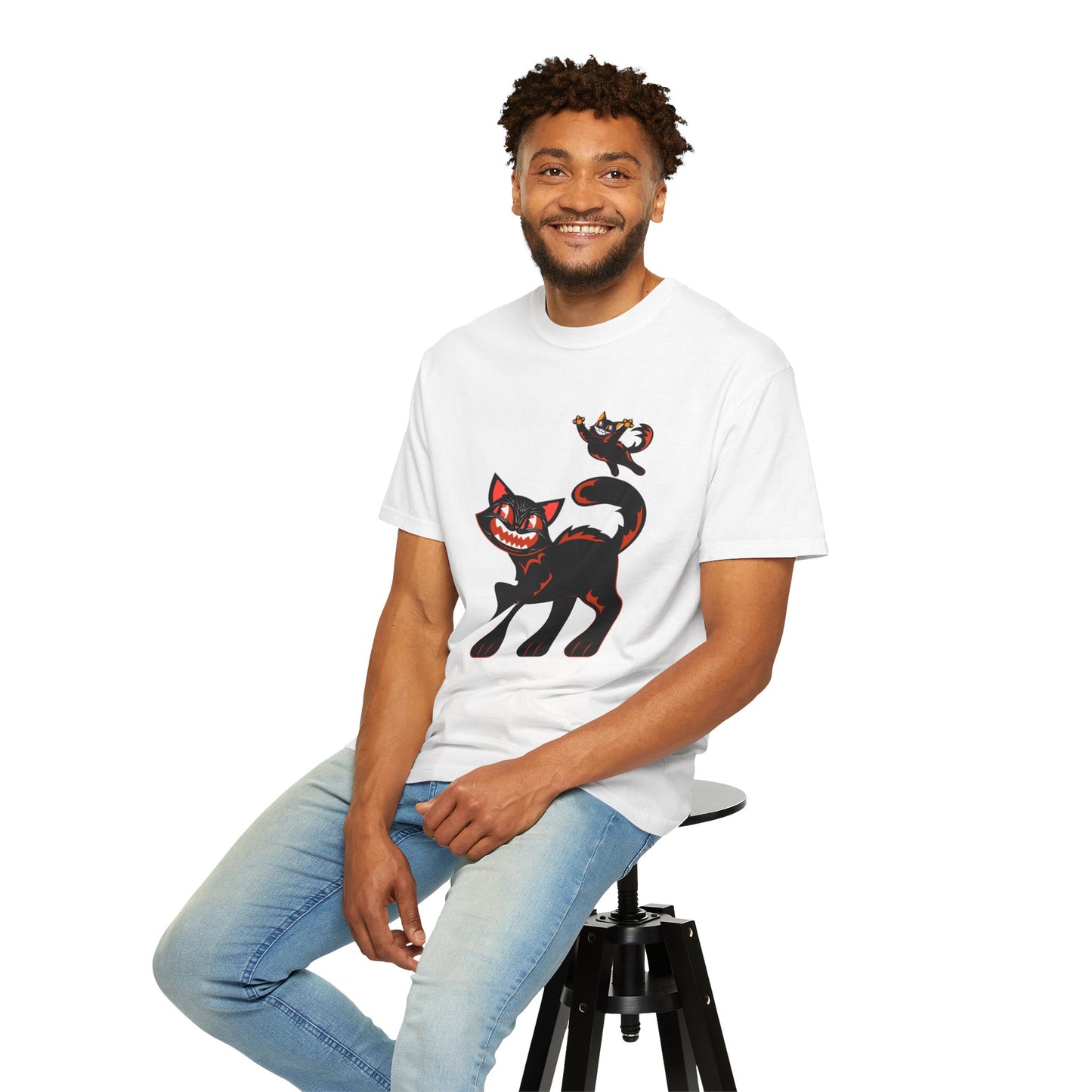 Vintage Playful Halloween Cats T-shirt