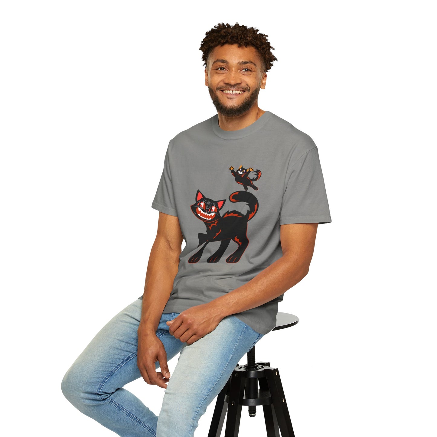 Vintage Playful Halloween Cats T-shirt