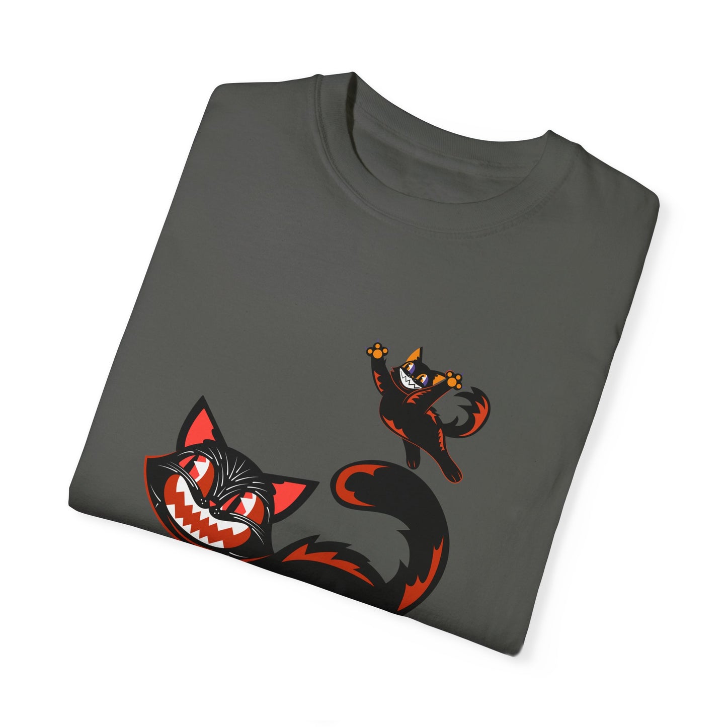 Vintage Playful Halloween Cats T-shirt